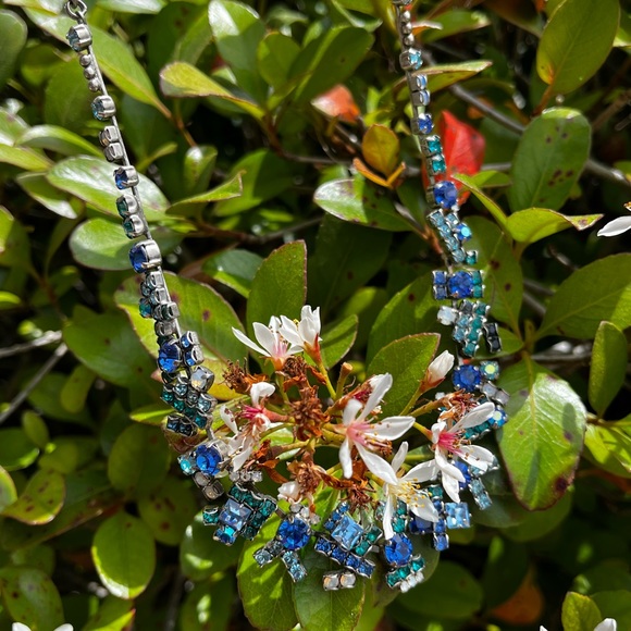 SOLD Vibrant Blue Sorrelli Set - Picture 9 of 13